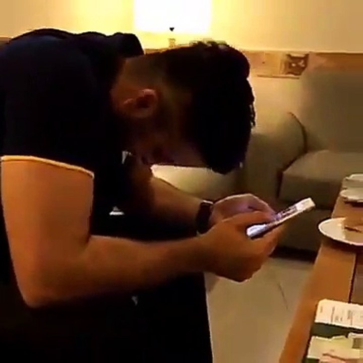 Watch Ahmed Shehzad doing mimicry of Muhammad Hafeez