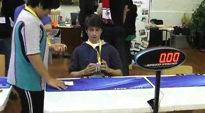 Rubik's cube world record- 5.66 seconds Feliks Zemdegs