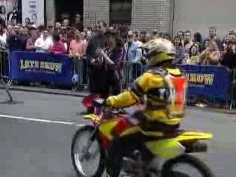 7-motos-dans-boule-Koreus[1].com