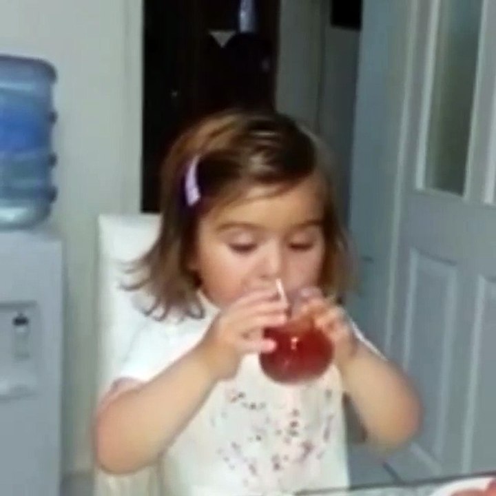 Atatürk Ölmedi Kalbimizde Yaşıyor