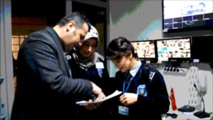 Sağlık Çalışanlarından İşaret Diliyle "Hayat Bayram Olsa" Şarkısına Klip Çekildi