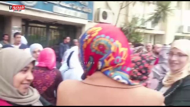 بالفيديو.. ممرضات العباسية يتظاهرن احتجاجا على خصم الزيادة الشهرية كتب أحمد حسنى تظاهر العشرات من مم