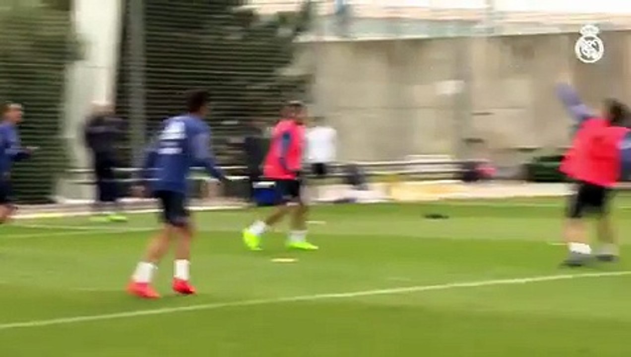 Le retourné acrobatique d'Enzo Zidane à l'entraînement avec le Real Madrid