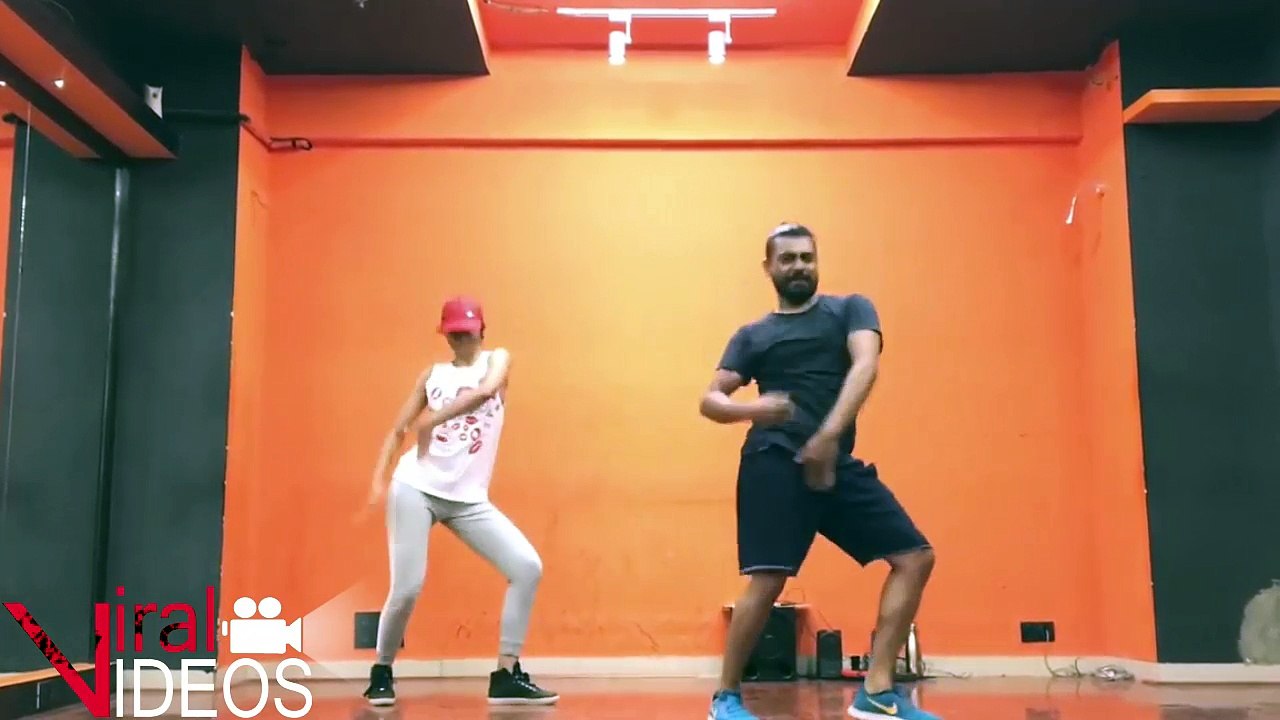 Best Amazing Dancers Dance on (Gal Ban Gayi) Bollywood Dance