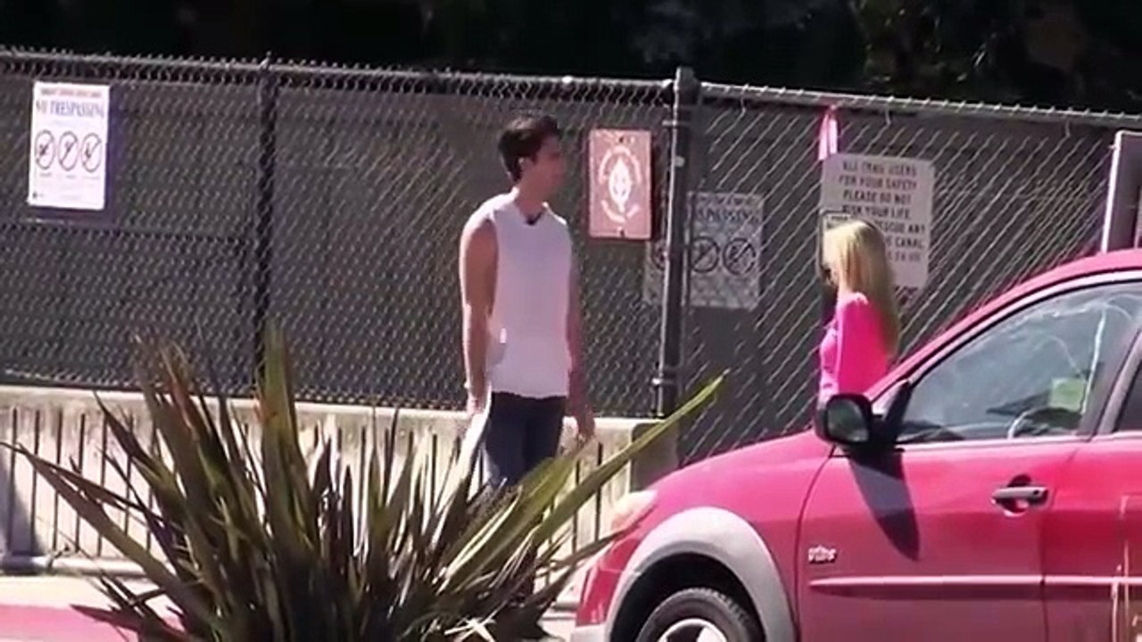 Kissing Prank Method