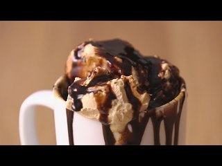 Fıstıklı Mug Keki Tarifi - Onedio Yemek- Mikrodalga Tarifleri