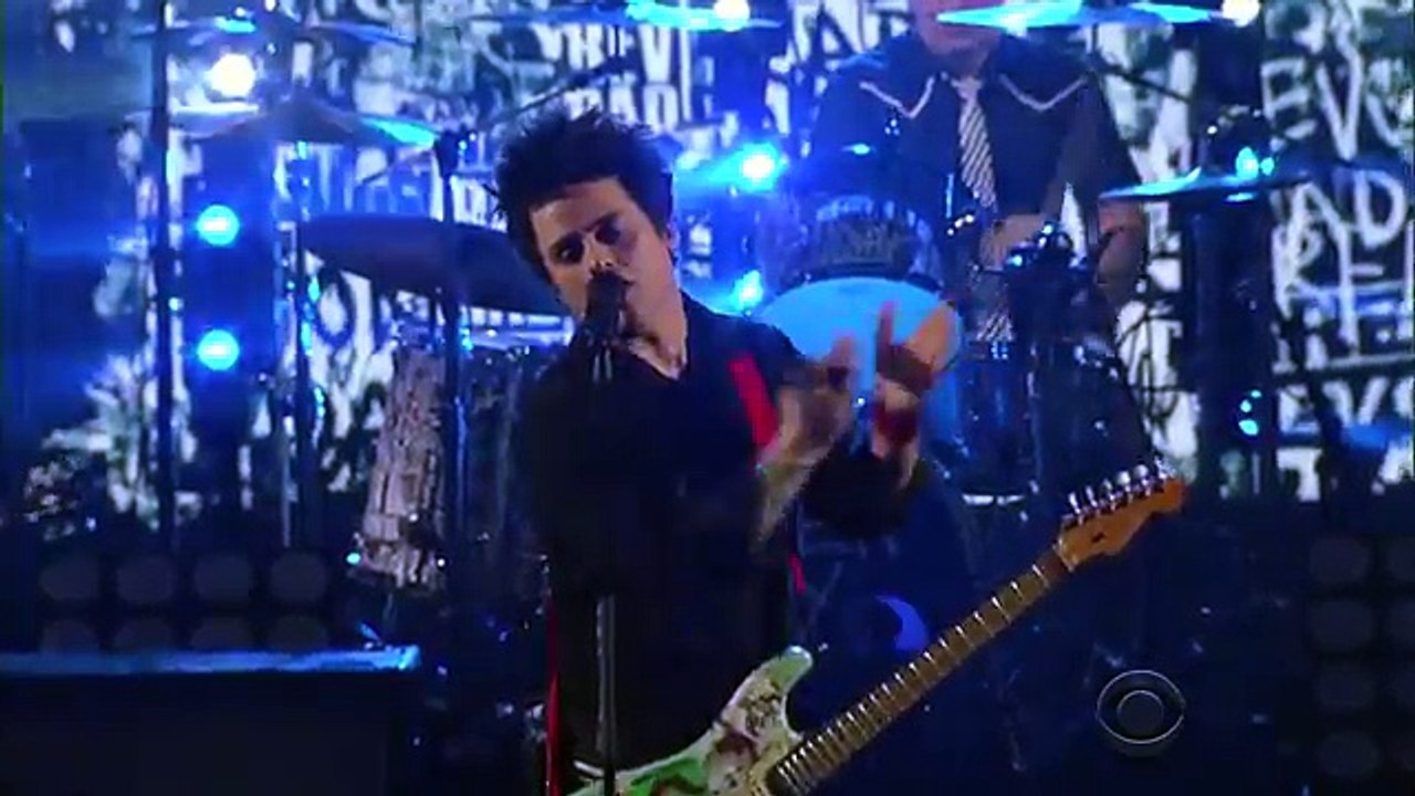 Green day - Still breathing - live @ The Late show with Stephen Colbert - Mars 2017