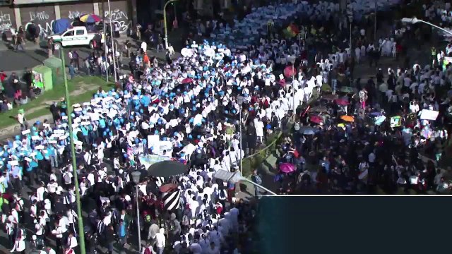 Bolivians March to Demand Access to Sea in Chile Dispute