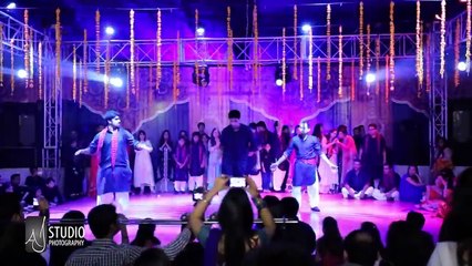 Pakistani Lovely Wedding Dance Video 2017 by AJ Studio.