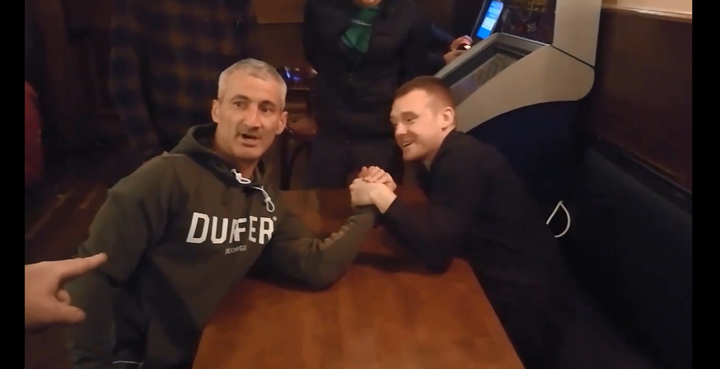 Un bras de fer qui se termine très mal.