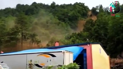 5 SHOCKING Massive Landslide in the world   Massive Landslides caught on camera Compilation 2017