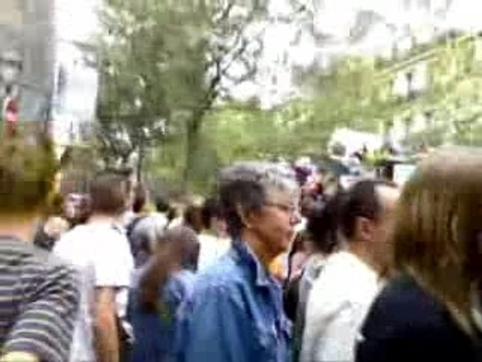 On the road of the Techno parade...