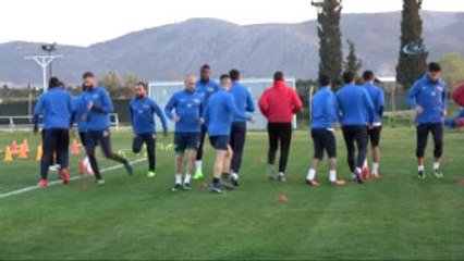 Akhisar Belediyespor, Cem Kavçak ile Çalışmalara Başladı