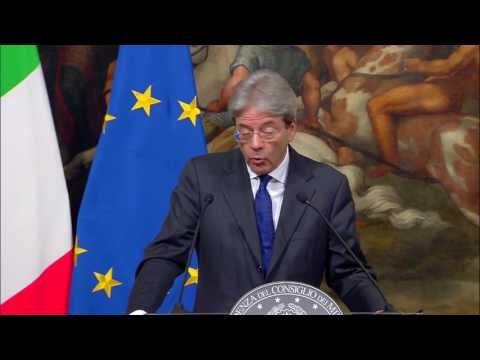 Roma - Gentiloni riceve Shinzo Abe, dichiarazioni alla stampa (21.03.17)