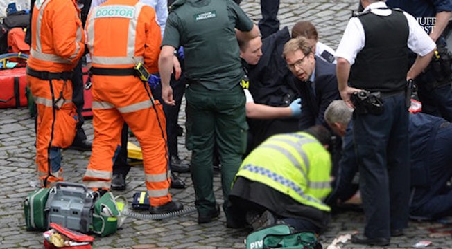 Ce député britannique a essayé de sauver un policier blessé