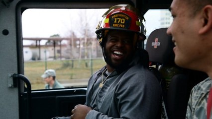 Carolina Panthers players pay a visit to troops overseas