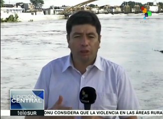 Peruanos damnificados por lluvias insisten en que la ayuda no llega