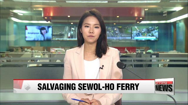 Salvage operation on sunken Sewol-ho ferry continues overnight