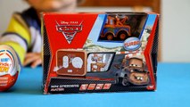 Disney Cars 2 RC Mini Speeders Mater Remote Control and Kinder JOY