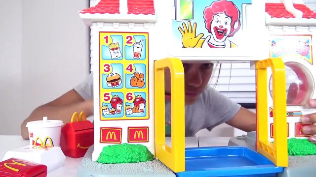 MCDONALDS DRIVE THRU TOY Pretend Play Food w_ Joker Sophia Sarah