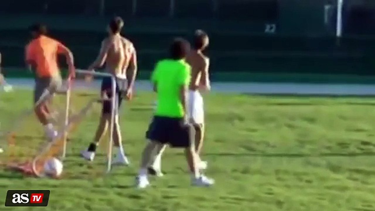 Vdeo Nadal al fútbol.