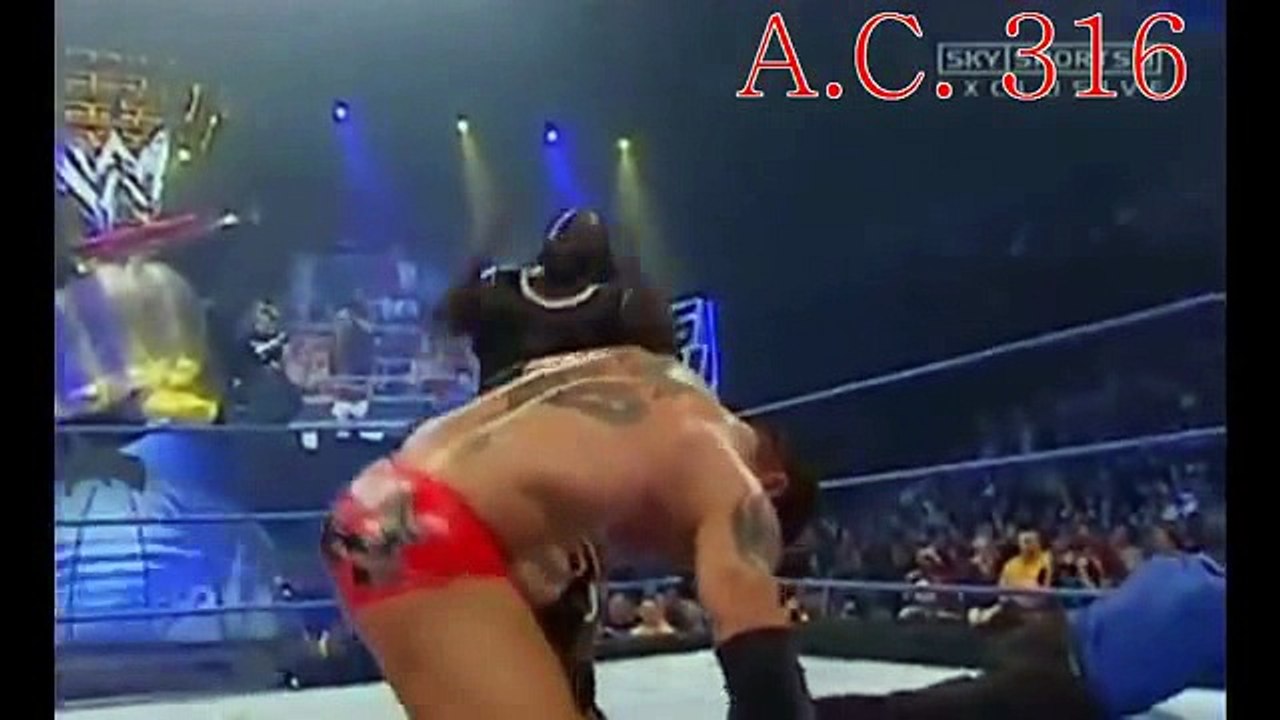 Mark Henry Attacks Batista Smackdown December 30th 2005