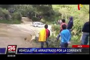 Jaén: vehículo fue arrastrado por la corriente