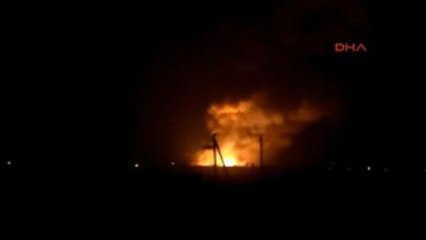 Ukrayna'da Cephanelikte Patlama Binlerce Kişi Tahliye Edildi