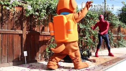 Frozen Elsa & Spiderman vs GIANT BALLOON EXPLOSION! w/ The Witch & Big Bad Wolf in Real Li