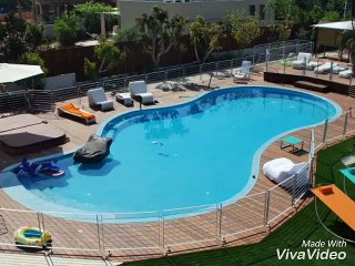 מתקין דקים,מתקין פרגולות,מתקין גדרות עץ,עבודות עץ,חידוש דקים,בונה דקים,בונה פרגולות,בונה גדרות עץ,שימון דקים