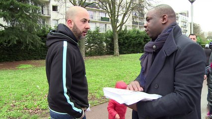 French socialists see little use in voting along party lines