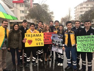 Gaziantep'te Sağlık Lisesi Öğrencilerinden Gerçeği Aratmayan Tatbikat
