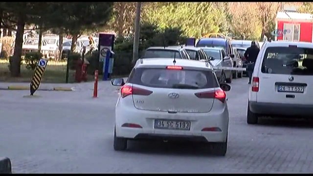 Aleyna Tilki Emrah Karaduman’ın Başından Ayrılmıyor