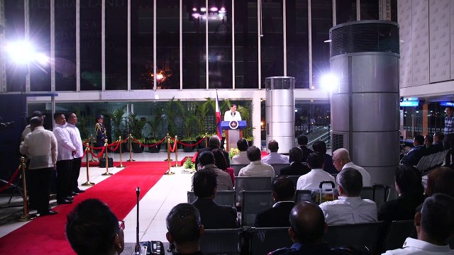 Philippines: Duterte réveille le spectre de la loi martiale