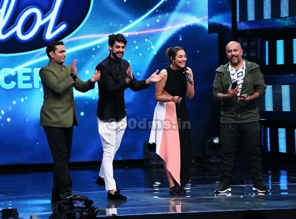 INDIAN IDOL 9- NOOR Promotions- Sonakshi Sinha Shakes A Leg With Vishal Dadlani