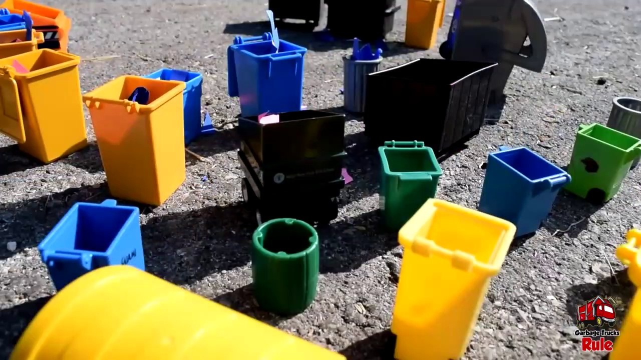 GARBAGE TRUCK Videos For Children l Kids Bruder Garbage Truck To The Rescue! l TOY TRUCK Videos Kids-AR3TMU