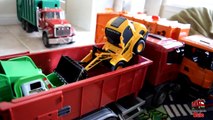 Garbage Truck Videos For Children l TOY TRUCK BATTLE Jumping Ramps l Garbage Trucks Rule-S