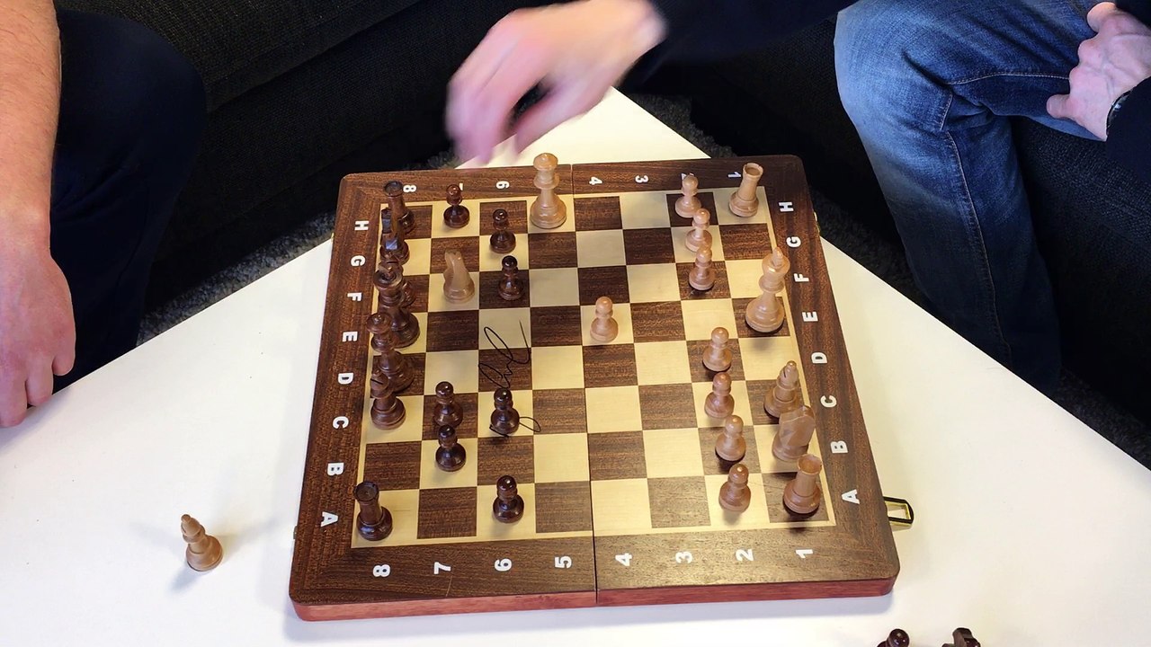 Sjakkduel hos Norges Kartinstitutt