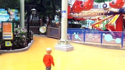 Learn about Animals for Toddlers – Funny Zoo Animal Sounds – Elephants with Blippi
