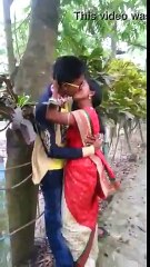 Lovers Kising Openly
