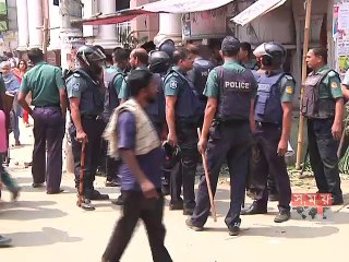 পোশাক কারখানায় ছুটির নোটিশের প্রতিবাদে শ্রমিকদের বিক্ষোভ