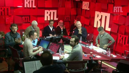 Oldelaf reproche à Jean-Paul Gaulthier de ne pas défiler pour lui