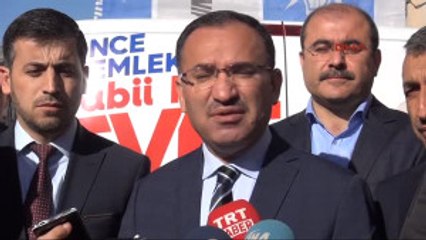 Yozgat Bakan Bozdağ, Viyana Büyükelçiliği'ne Pankart Asılmasıyla Ilgili Açıklama Yaptı