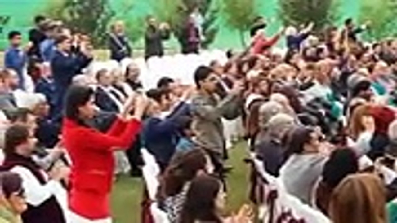 Pakistan Day parade Turkish military band steals the show - Video Dailymotion