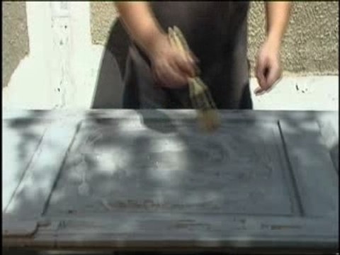 Decapage d'une surface bois