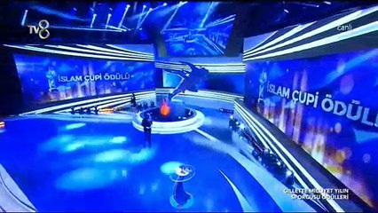 Milliyet gecesine damga vuran an: İsmail ağladı, ağlattı