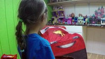 HUGE DISNEY CARS LIGHTNING MCQUEEN SURPRISE TOYS TENT Big Egg Surprise Opening Disney Cars ToyReview-hi-