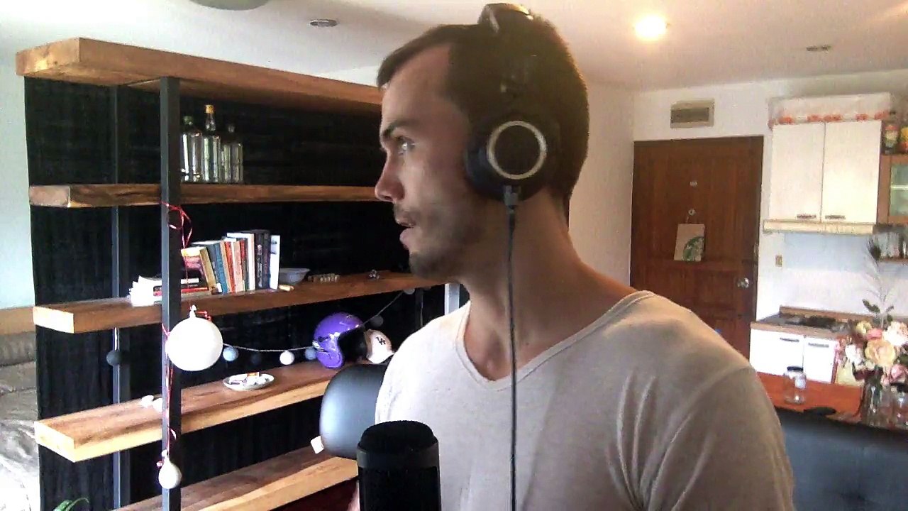 Here are the pros and cons of freelance copywriting