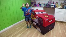 HUGE DISNEY CARS LIGHTNING MCQUEEN SURPRISE TOYS TENT Big Egg Surprise Opening Disney Cars ToyReview-hi-ypB6V