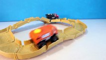 BLAZE AND THE MONSTER MACHINES Trucks Coaches Tonka Climb Overs Treader in Monster Truck Race-PMnCTm0